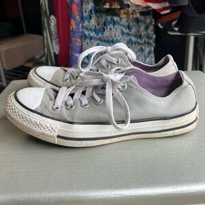 Women’s size 7 gray Converse